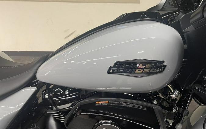 2025 Harley-Davidson® FLTRX - Road Glide®