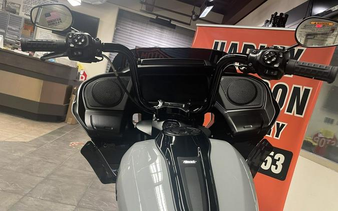 2025 Harley-Davidson® FLTRX - Road Glide®