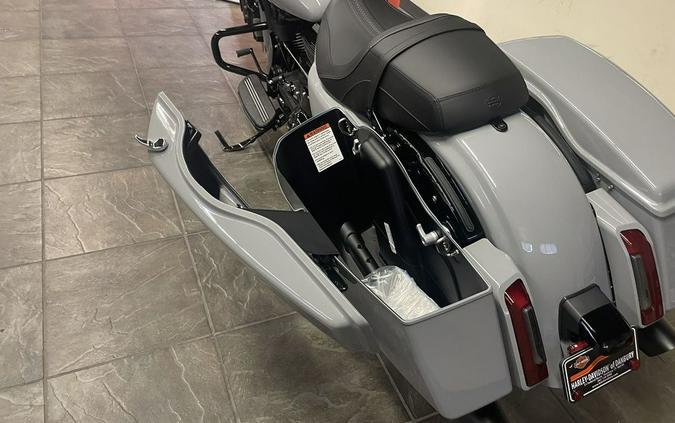 2025 Harley-Davidson® FLTRX - Road Glide®