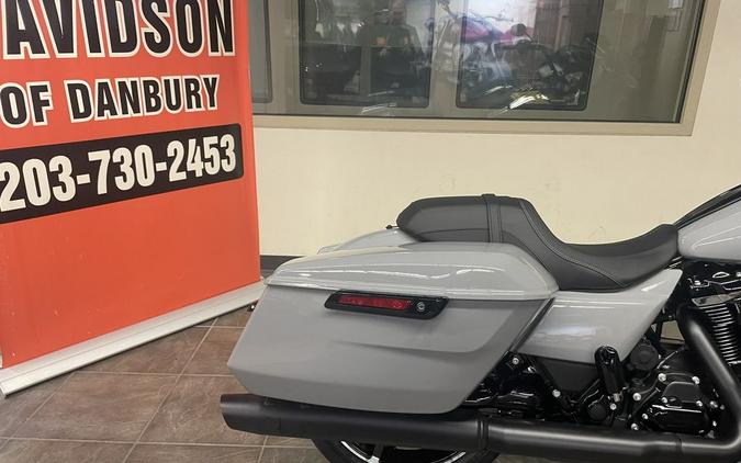 2025 Harley-Davidson® FLTRX - Road Glide®