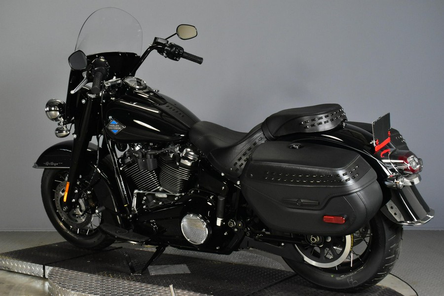 2026 Harley-Davidson Heritage Classic FLHC