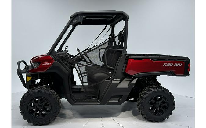 2024 Can-Am Defender XT HD10