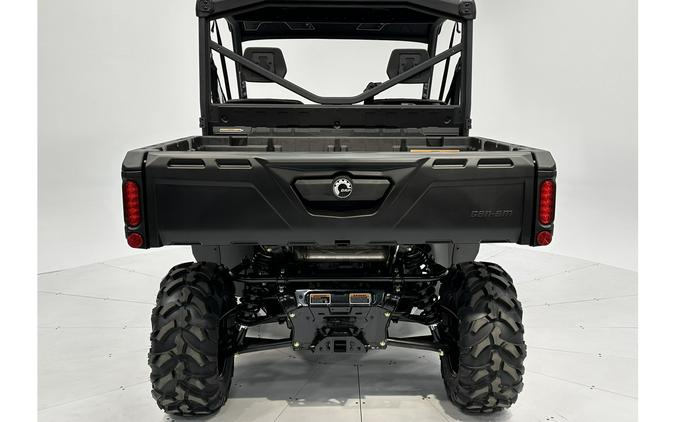 2024 Can-Am Defender XT HD10