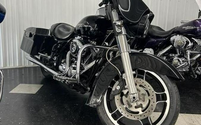 2010 Harley-Davidson® FLHX - Street Glide®