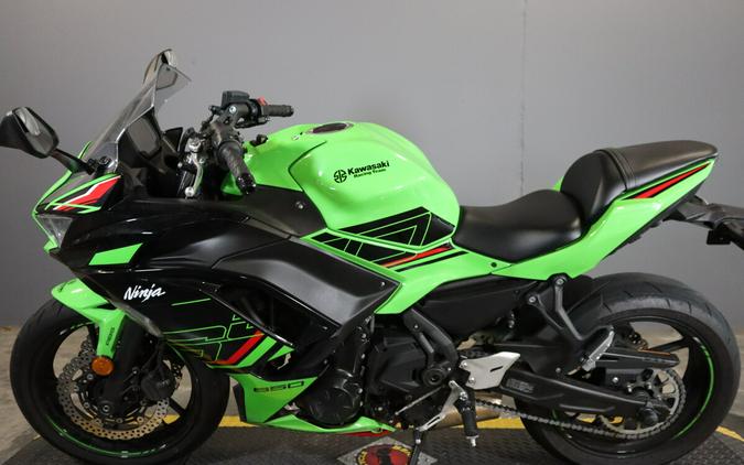 2023 Kawasaki Ninja 650 KRT Edition