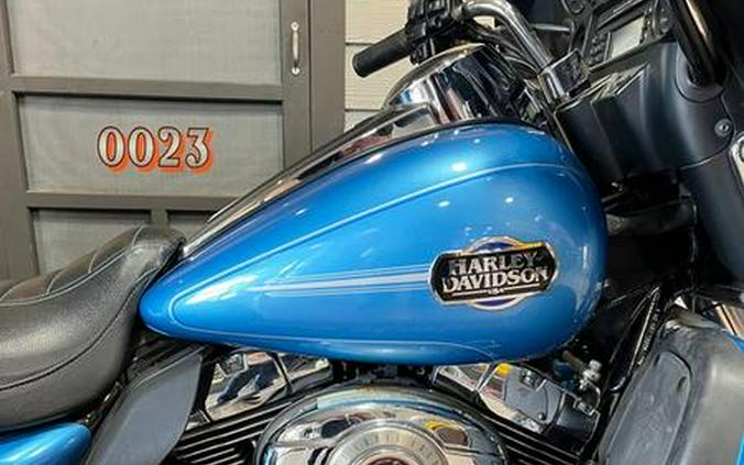 2011 Harley-Davidson® FLHTCUTG - Tri Glide® Ultra Classic®