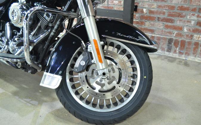 2011 Harley-Davidson Road King FIREFGHTR BLACK