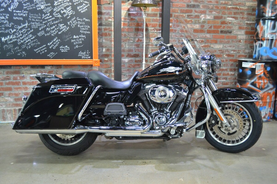 2011 Harley-Davidson Road King FIREFGHTR BLACK