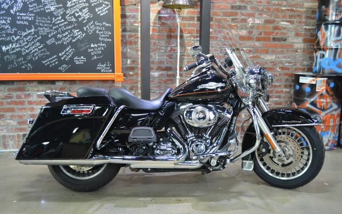 2011 Harley-Davidson Road King FIREFGHTR BLACK