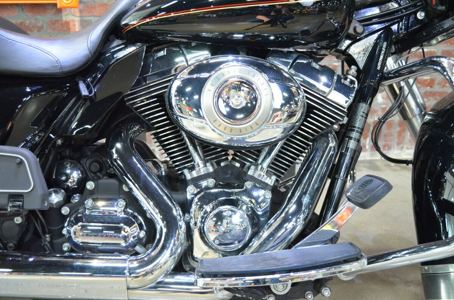 2011 Harley-Davidson Road King FIREFGHTR BLACK