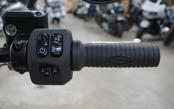 2025 Indian Motorcycle® Chief® Bobber Nara Bronze Smoke