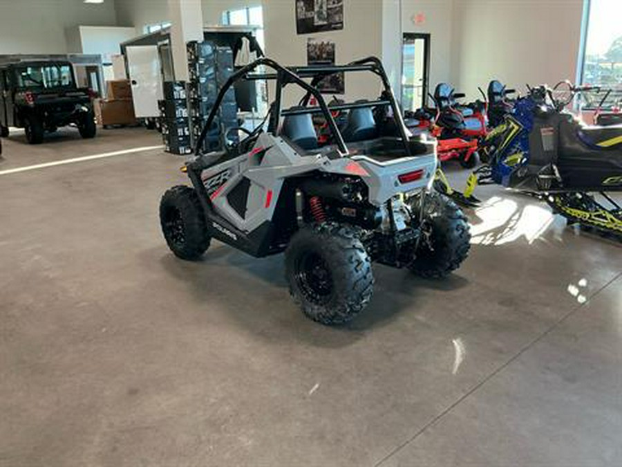 2024 Polaris RZR 200 EFI