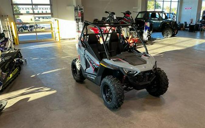 2024 Polaris RZR 200 EFI