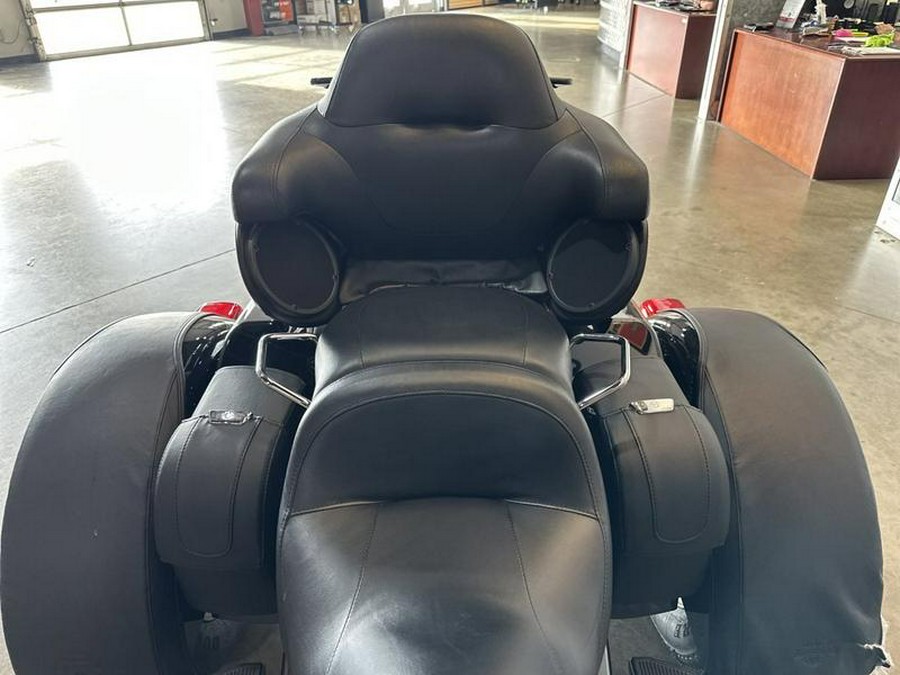 2018 Harley-Davidson® FLHTCUTG - Tri Glide® Ultra