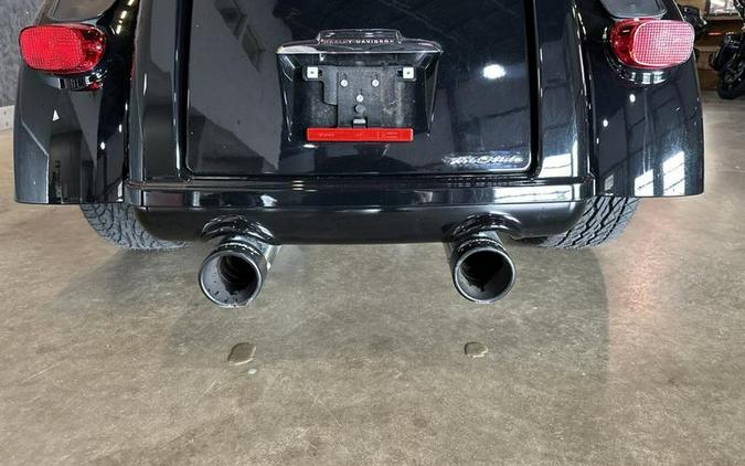 2018 Harley-Davidson® FLHTCUTG - Tri Glide® Ultra