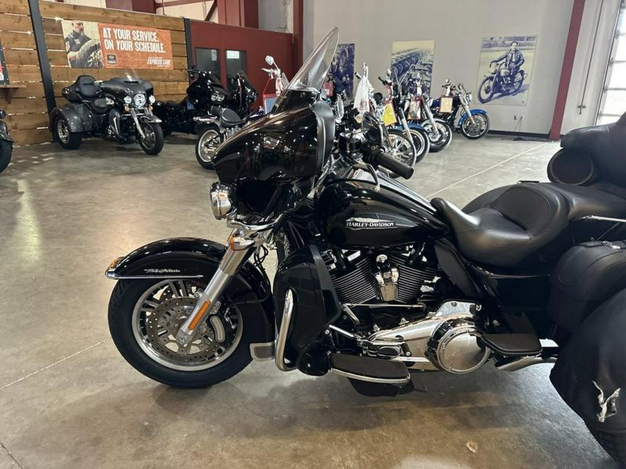 2018 Harley-Davidson® FLHTCUTG - Tri Glide® Ultra