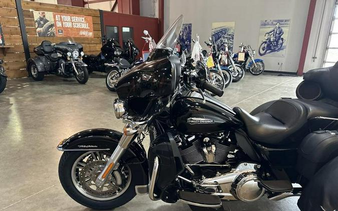 2018 Harley-Davidson® FLHTCUTG - Tri Glide® Ultra
