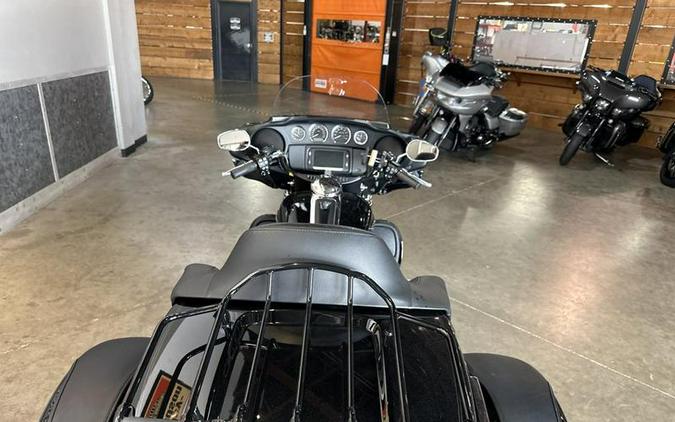 2018 Harley-Davidson® FLHTCUTG - Tri Glide® Ultra