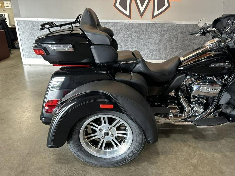 2018 Harley-Davidson® FLHTCUTG - Tri Glide® Ultra