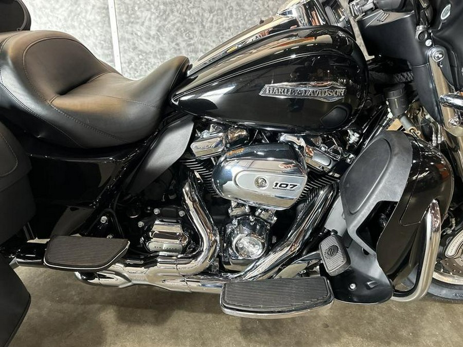 2018 Harley-Davidson® FLHTCUTG - Tri Glide® Ultra