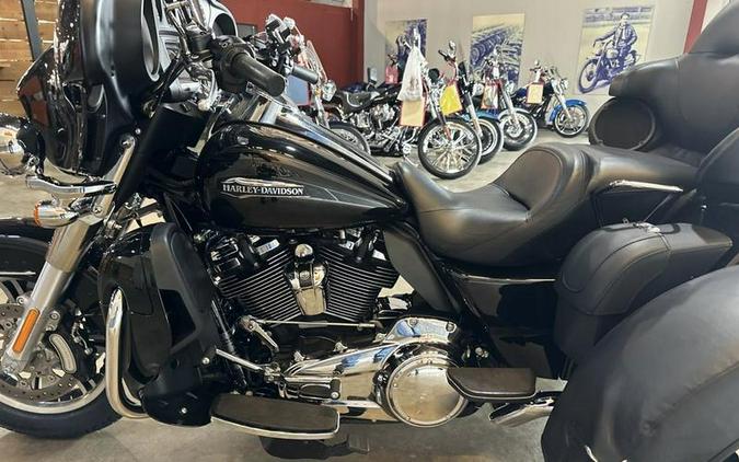 2018 Harley-Davidson® FLHTCUTG - Tri Glide® Ultra