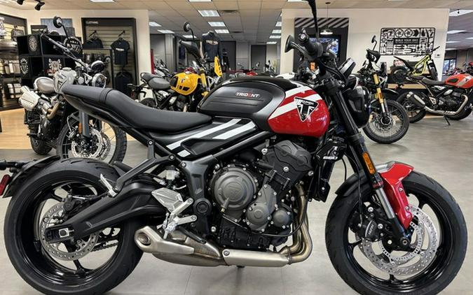 2025 Triumph Trident 660 Diablo RedSapphire Black