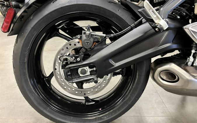 2025 Triumph Trident 660 Diablo RedSapphire Black