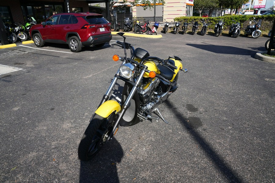 2022 Honda FURY ABS Base