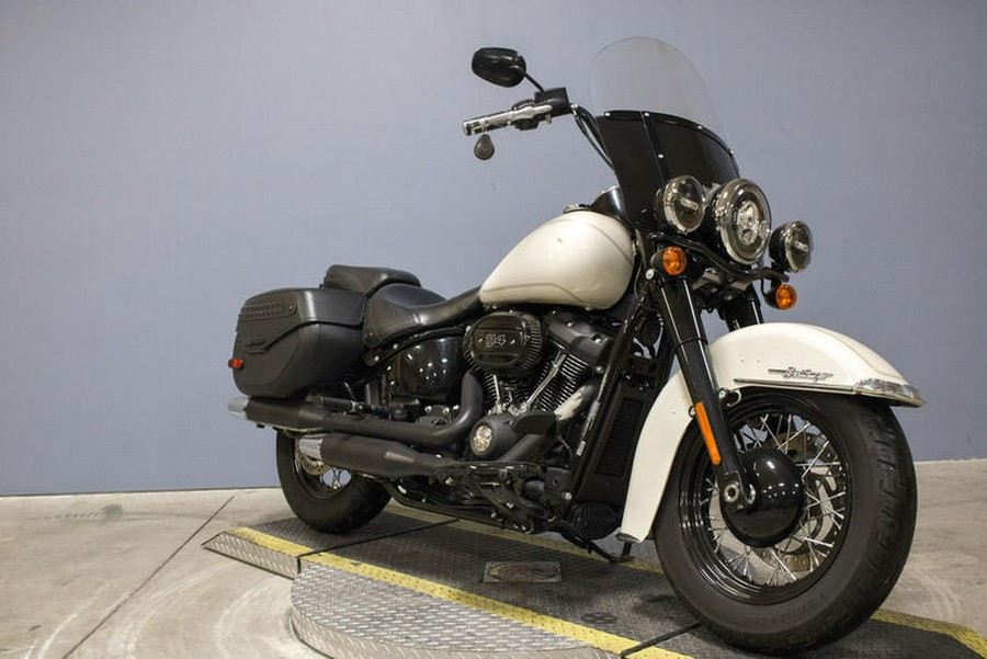 2022 Harley-Davidson® FLHCS - Heritage Classic 114