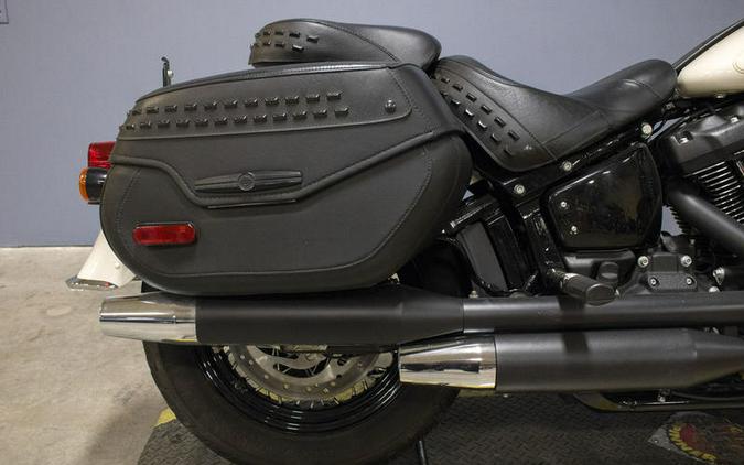 2022 Harley-Davidson® FLHCS - Heritage Classic 114