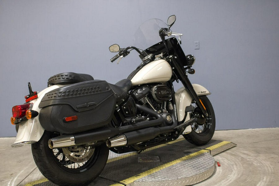2022 Harley-Davidson® FLHCS - Heritage Classic 114