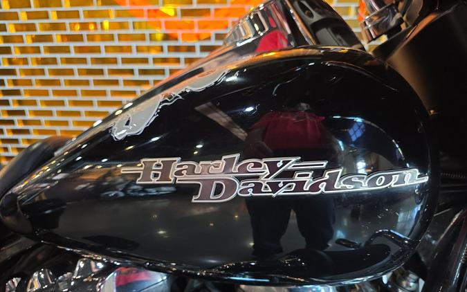 Harley-Davidson® Street Glide® 2018