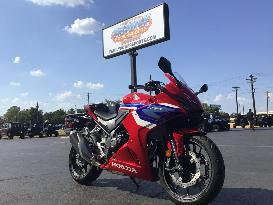 2026 HONDA CBR500R