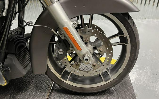 2017 Harley-Davidson Street Glide FLHXS - Special