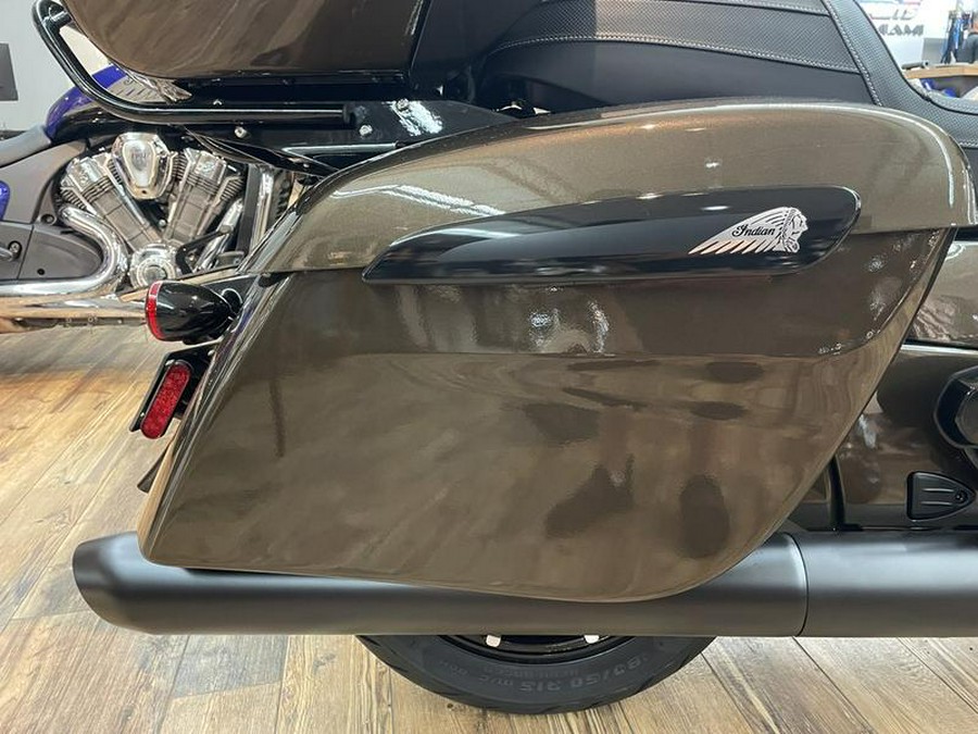 2023 Indian Motorcycle® Roadmaster® Dark Horse®