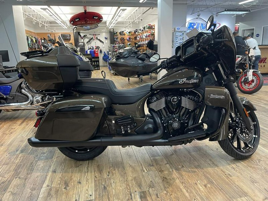 2023 Indian Motorcycle® Roadmaster® Dark Horse® Bronze Pearl Metallic