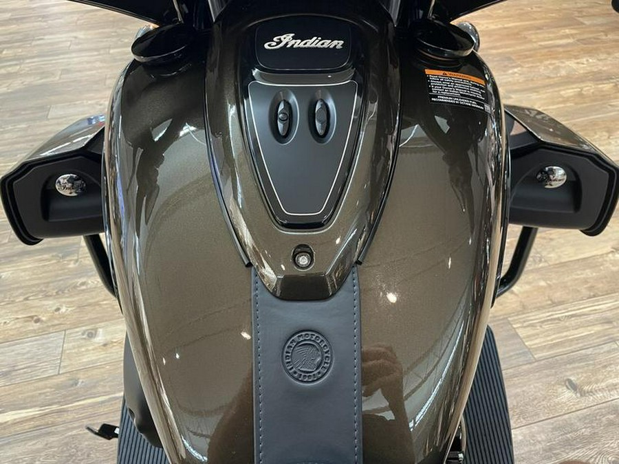 2023 Indian Motorcycle® Roadmaster® Dark Horse® Bronze Pearl Metallic