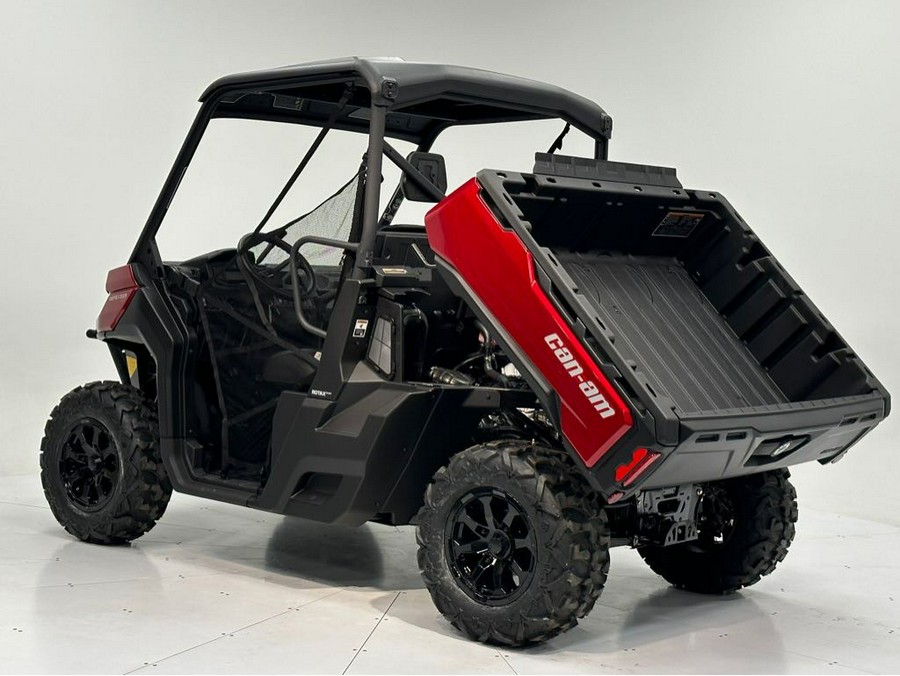 2024 Can-Am Defender XT HD9