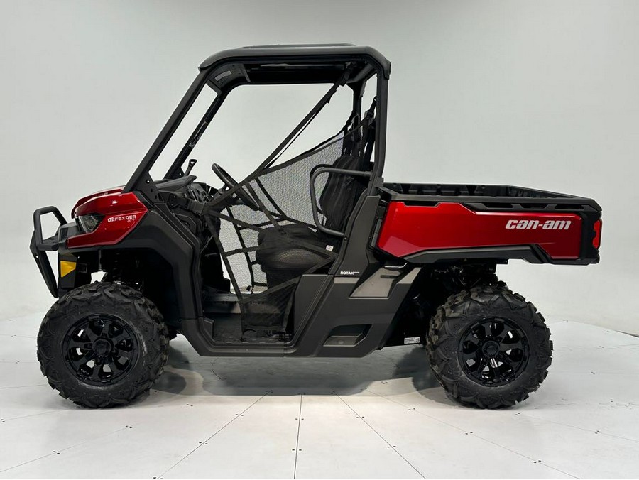 2024 Can-Am Defender XT HD9