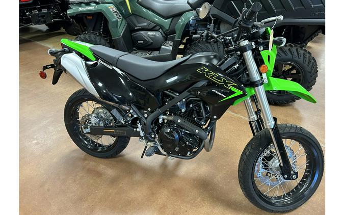 2023 Kawasaki KLX230SM Review [A Dozen Fast Facts]