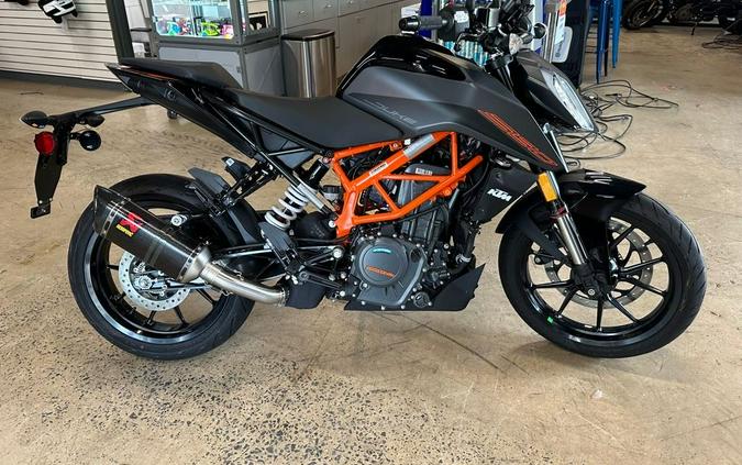 2023 KTM 390 DUKE GREY