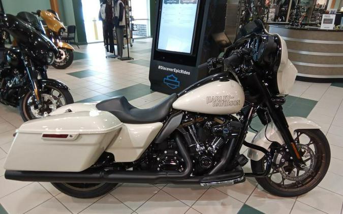 2023 Harley-Davidson® FLHXST - Street Glide® ST