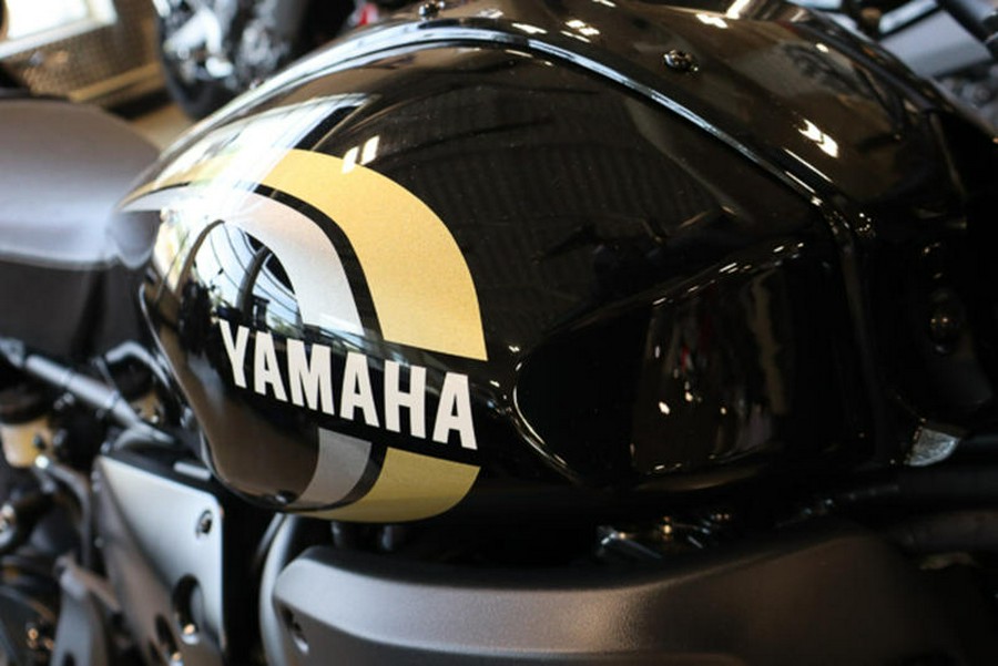 2025 Yamaha XSR700