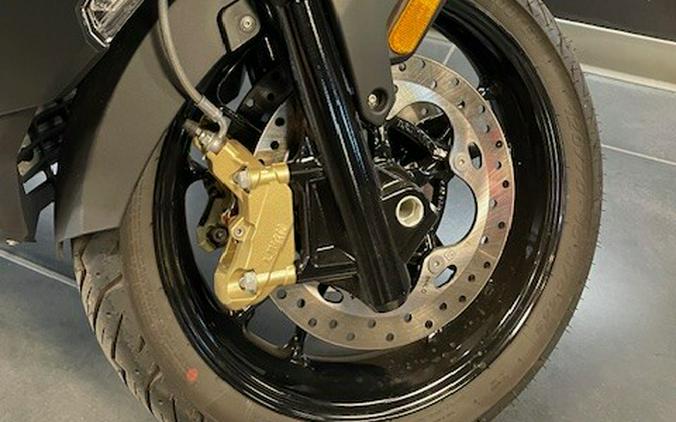 2024 BMW Motorrad C 400 GT BLUE