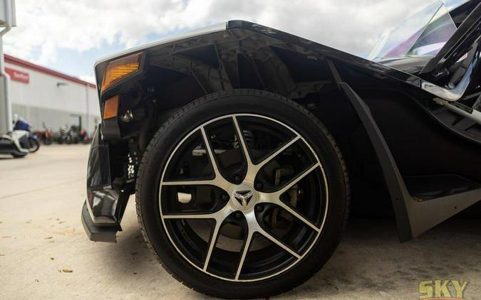 2019 Slingshot GT 49ST BLACK CRYSTAL