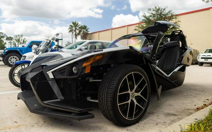 2019 Slingshot GT 49ST BLACK CRYSTAL