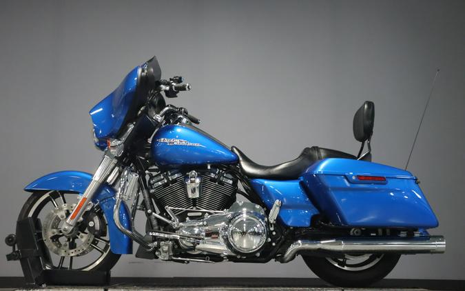 2018 Harley-Davidson Street Glide FLHX