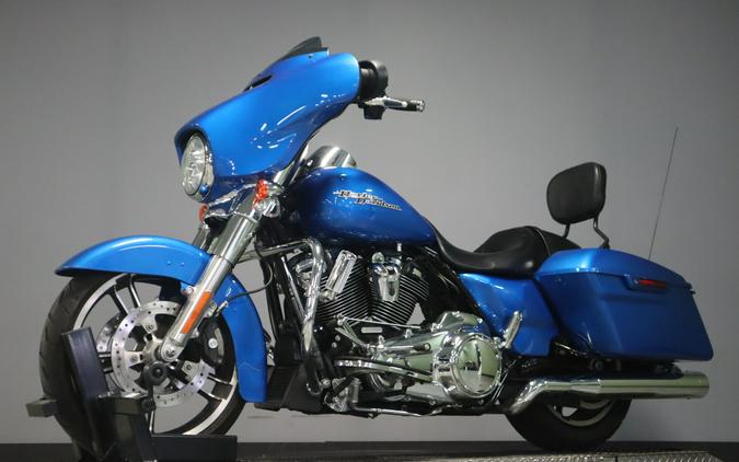 2018 Harley-Davidson Street Glide FLHX