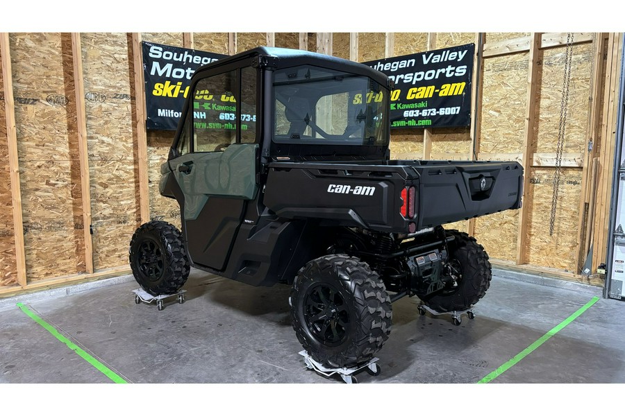 2024 Can-Am Defender DPS HD9