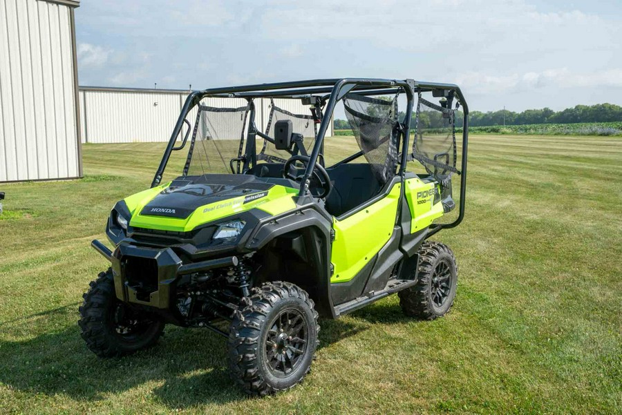 2023 Honda Pioneer 1000-5 Deluxe